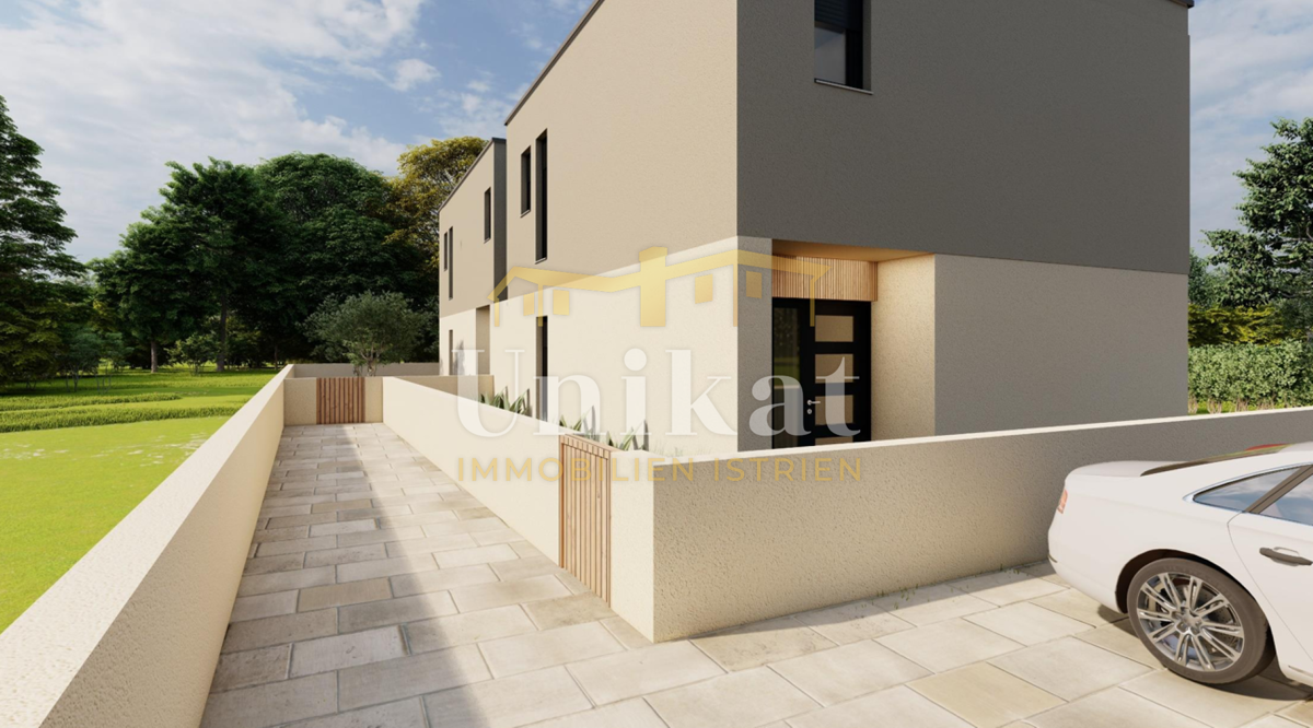 Projekt novogradnje: dvojna hiša s bazenom, 2 spalnici